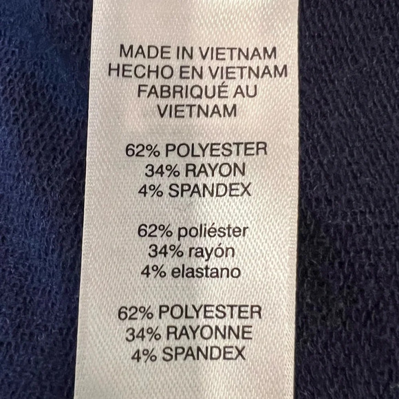 Weekends by Chicos Navy Open Drape Front Long Sleeved Cardigan. Size 3. - Picture 10 of 14